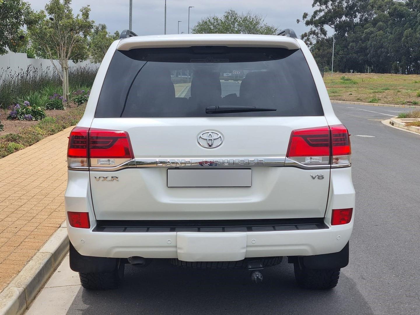 2018 Toyota Land Cruiser 200 4.5D-4D V8 VX-R