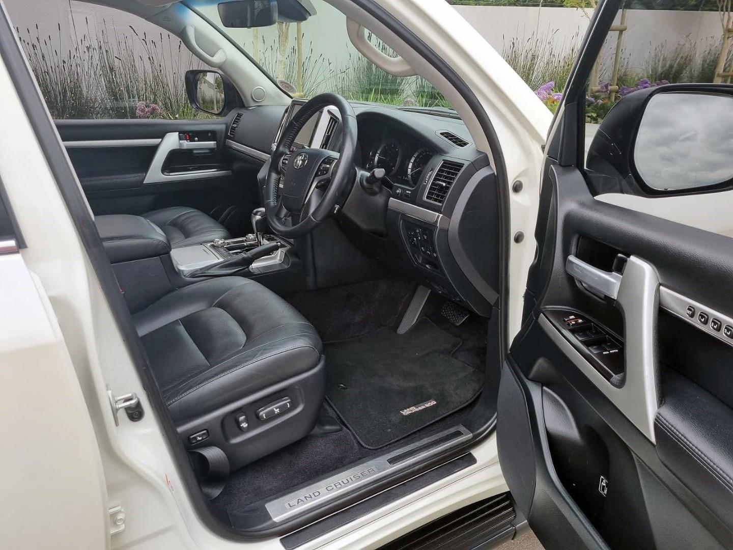 2018 Toyota Land Cruiser 200 4.5D-4D V8 VX-R