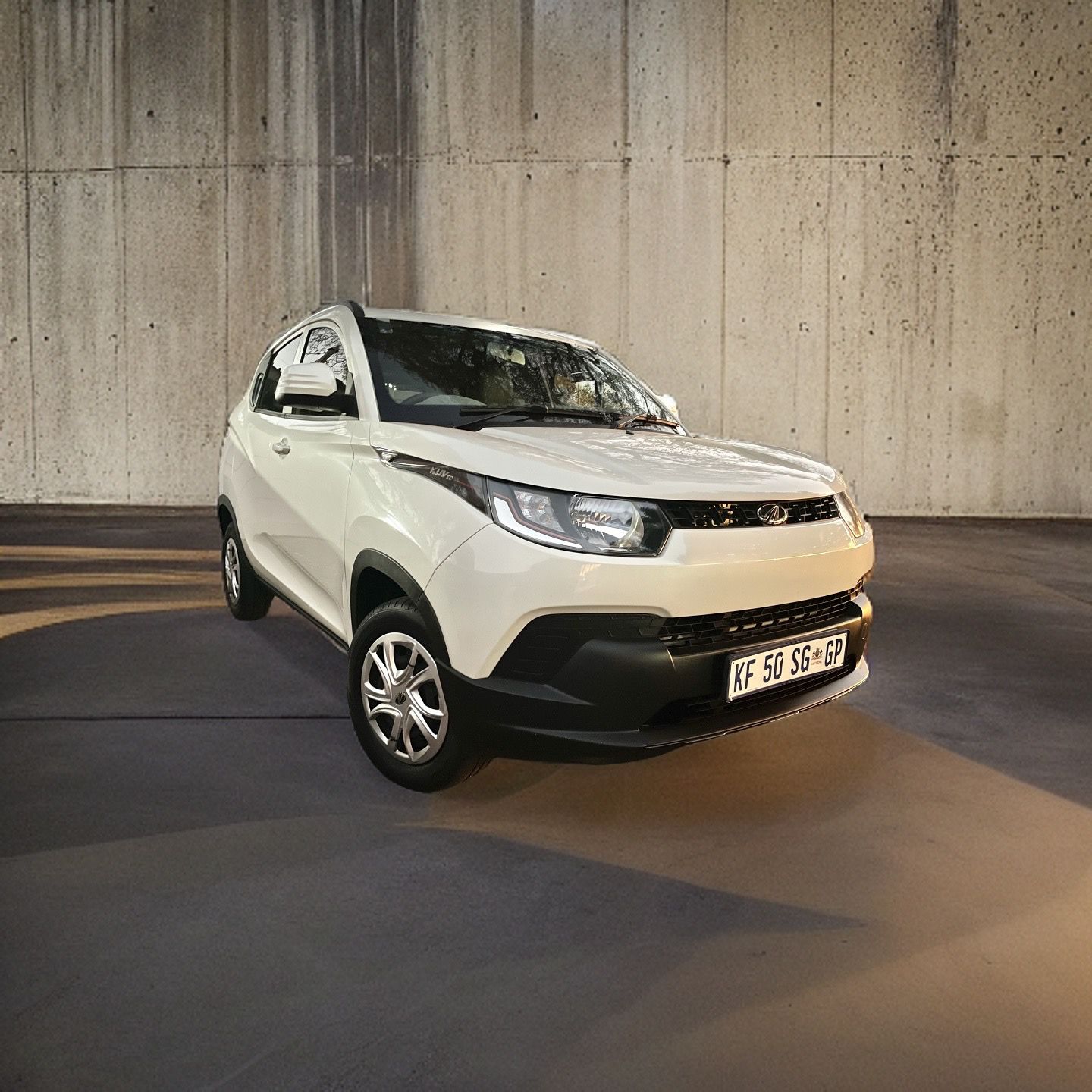 2018 Mahindra KUV100 1.2 G80 K4+