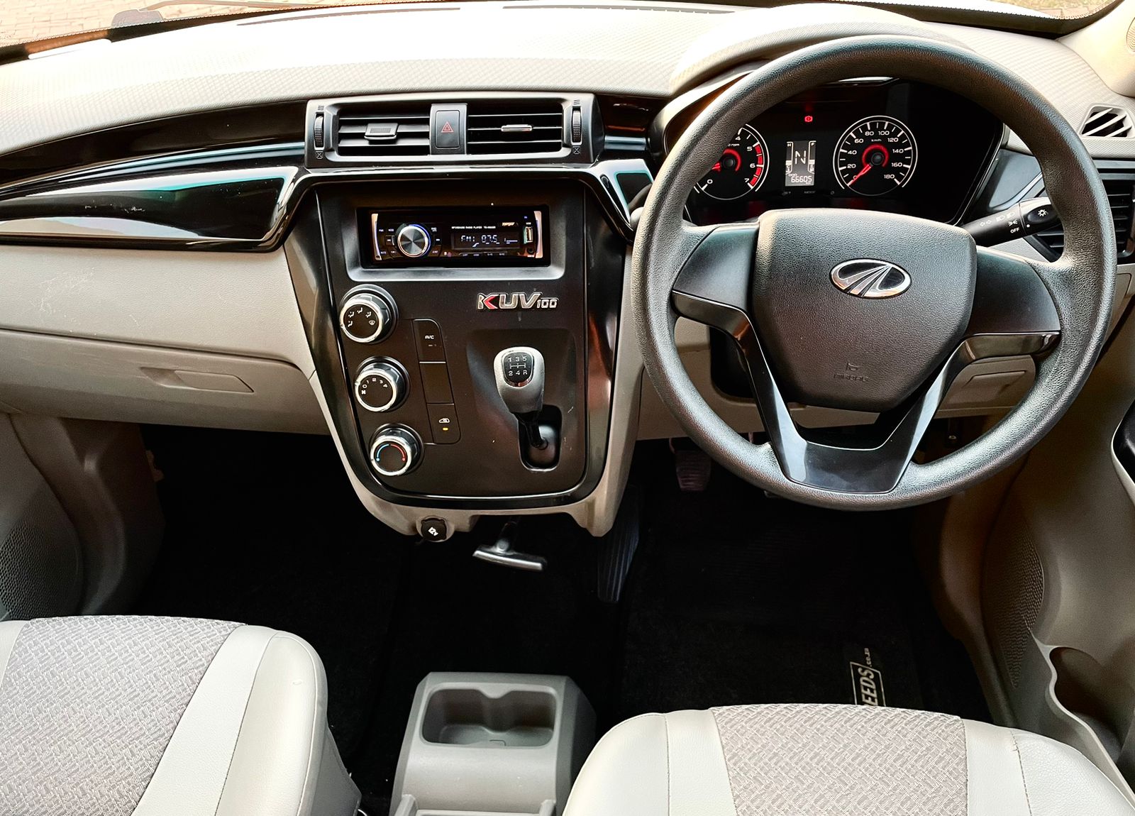 2018 Mahindra KUV100 1.2 G80 K4+