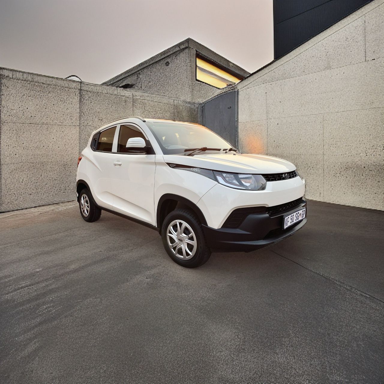 2018 Mahindra KUV100 1.2 G80 K4+